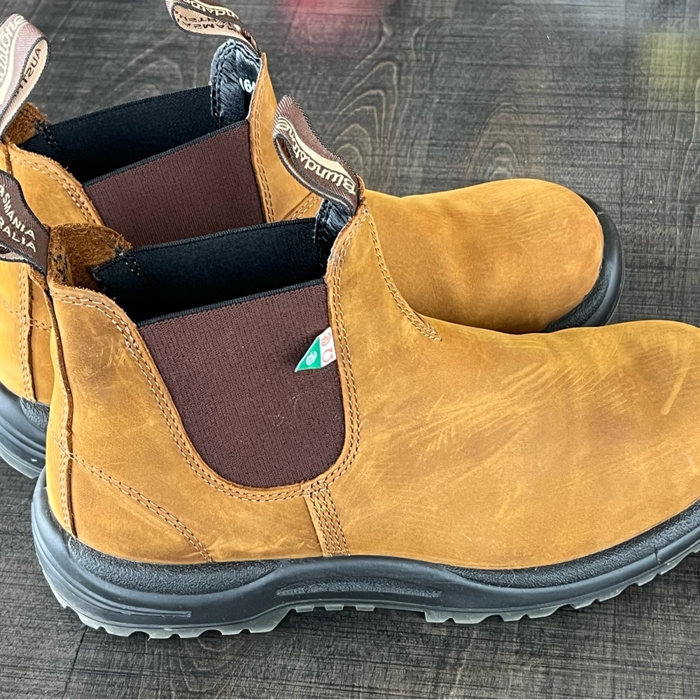 Men’s Blundstone steel toe boots, size 9.5